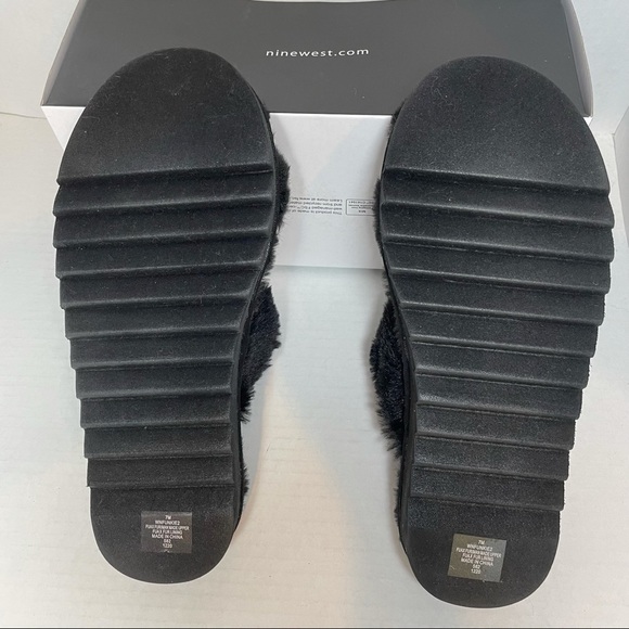 NINE WEST Women's Funkie2 Flat Faux Fur Black Sandals Size 7M - Picture 7 of 8